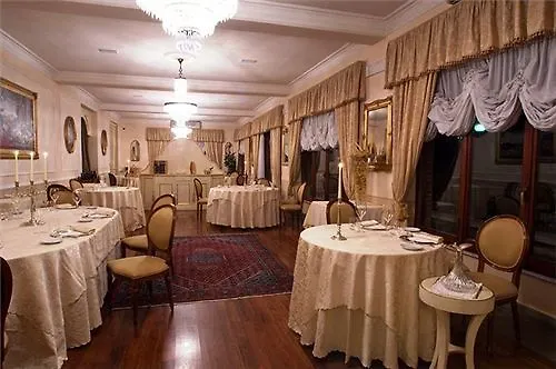 Hotel Villa Il Patriarca Chiusi 4*,