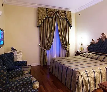 Hotel Villa Il Patriarca Chiusi 4*,  İtalya